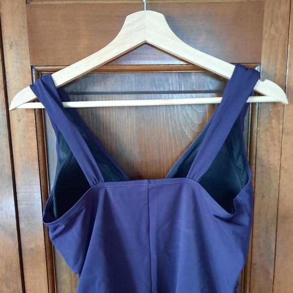 Lands' End Slendersuit Grecian Low Leg One Piece Swimsuit Blackberry 517227 - Picture 12 of 16